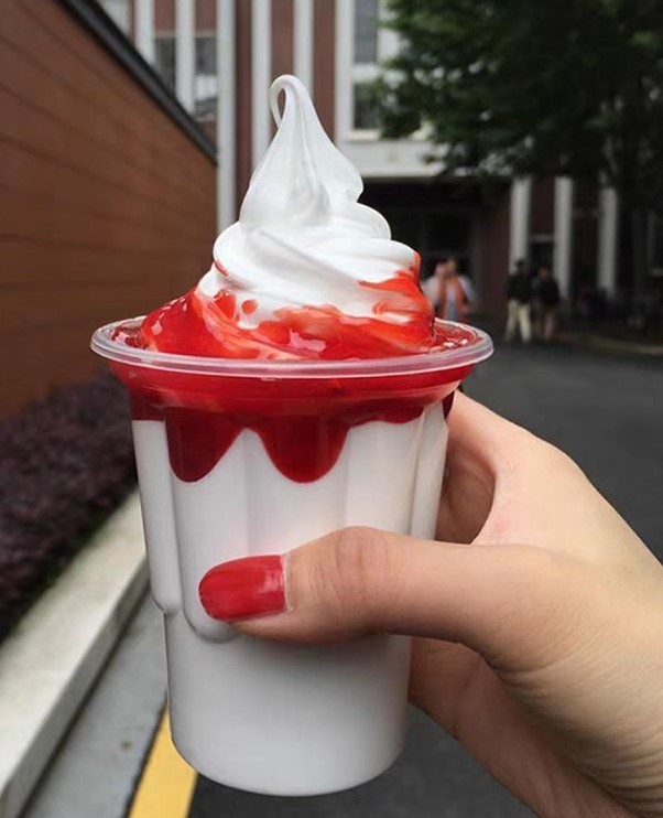 plastic ice cream cups