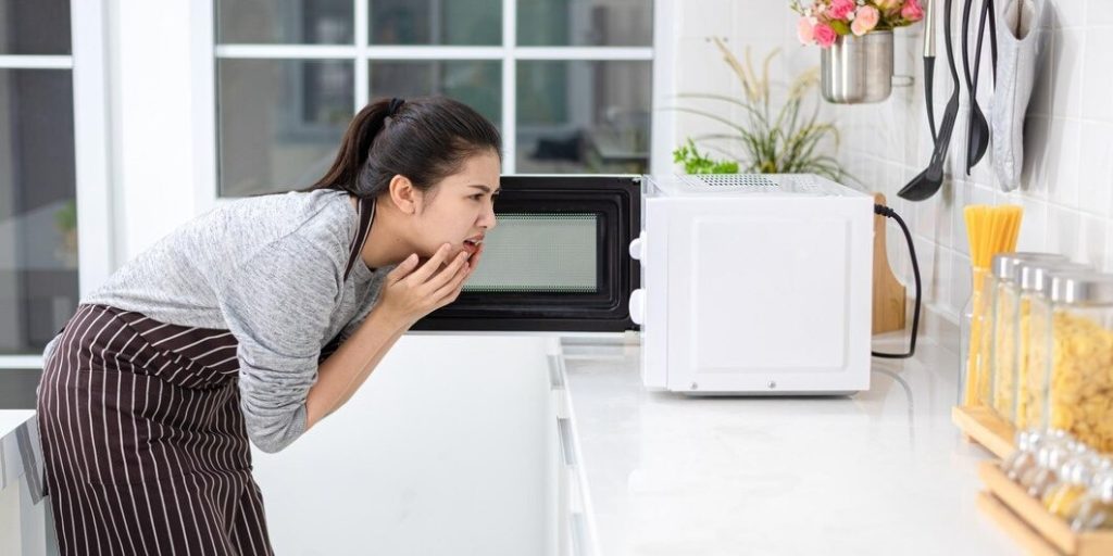 women shock cooking from microwave 524876 1713