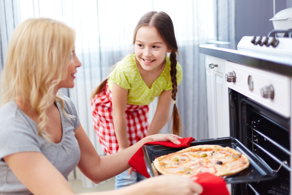 can you put pizza box in oven