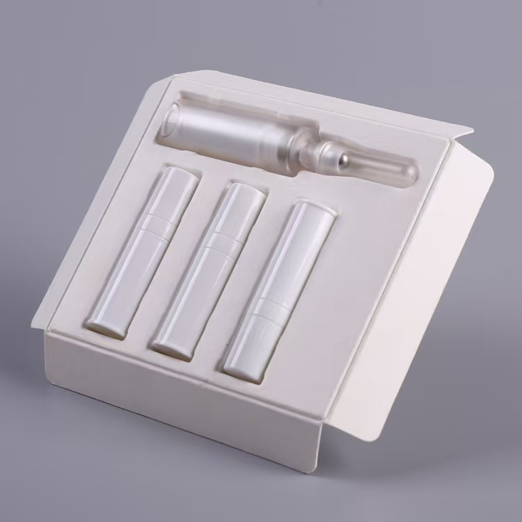 pulp molded insert for cosmetic